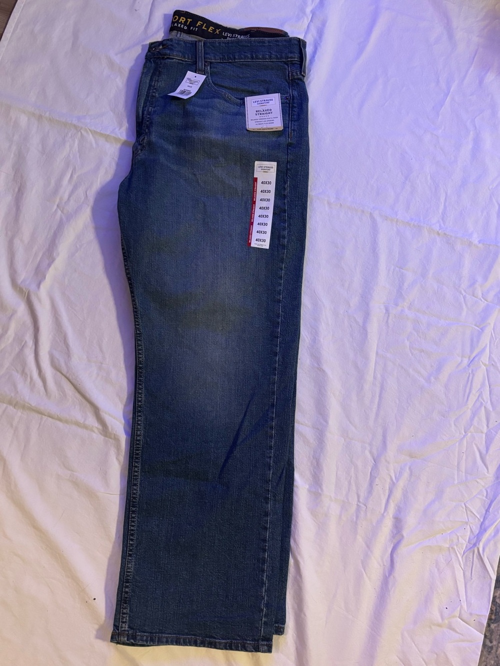 Levi's Dark Blue Straight Leg Jeans 40x30